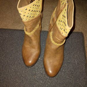 Brown Boots Chelsea Moreland size 11W